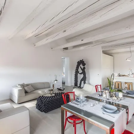 San Lorenzo Luxury Penthouse * ヴェネツィア