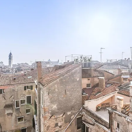 San Lorenzo Luxury Penthouse Apartament *