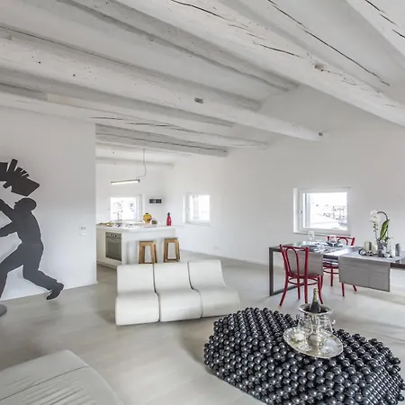 San Lorenzo Luxury Penthouse * ヴェネツィア