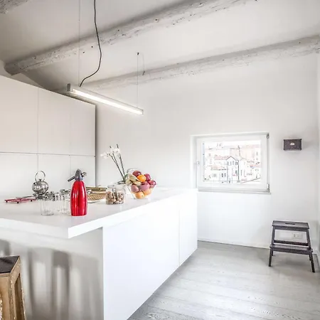 San Lorenzo Luxury Penthouse アパート